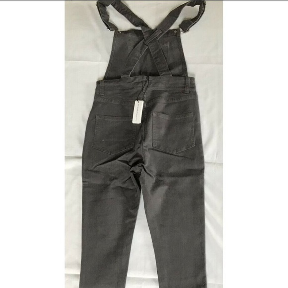 WeWoreWhat NWT Grey Hi-Rise Skinny Overalls with Pockets and Criss-Cross Back - Picture 5 of 7